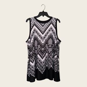 Apt. 9 Black & White Printed Swing Tank Top